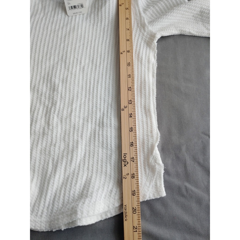 We The Free Pullover Women XS Ivory Thermal Waffle Knit Thumbhole Athletic $48 - Picture 7 of 8